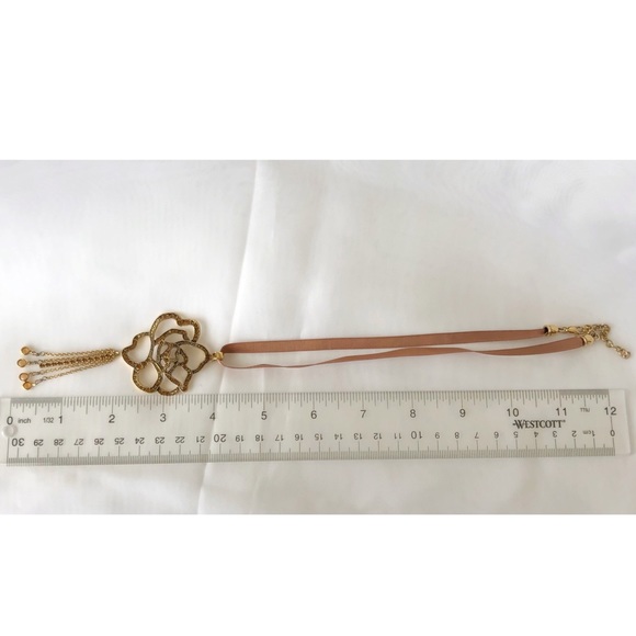 Champagne ♥️ Crystals Ribbon Flower Necklace - Picture 7 of 9